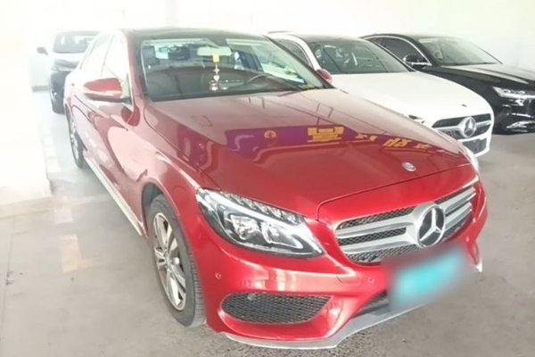 Mercedes-Benz C-Class 2016, 13000 км, за 14178 USD