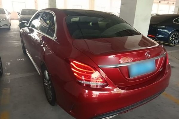 Mercedes-Benz C-Class 2016, 13000 км, за 14178 USD