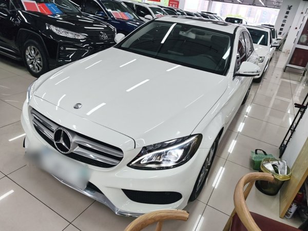 Mercedes-Benz C-Class · 2017 год