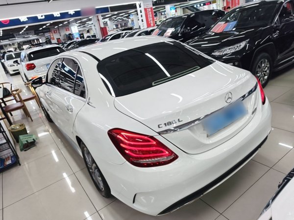 Mercedes-Benz C-Class 2017, 95100 км, за 14174 USD