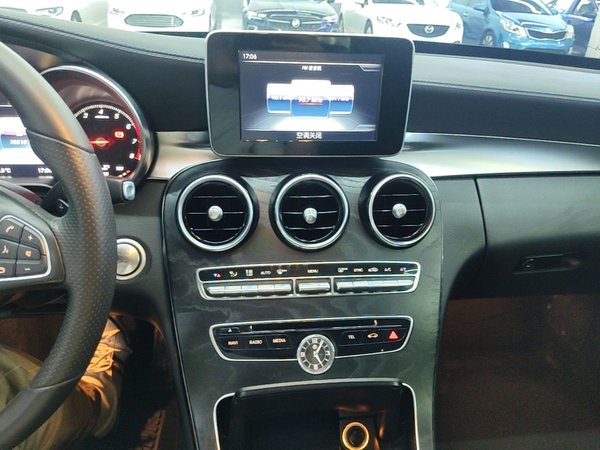Mercedes-Benz C-Class 2017, 105100 км, за 14963 USD - фото 16