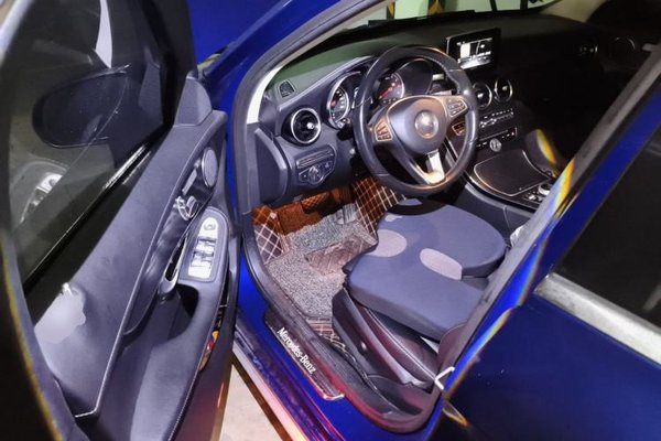 Mercedes-Benz C-Class 2017, 109900 км, за 13195 USD - фото 17