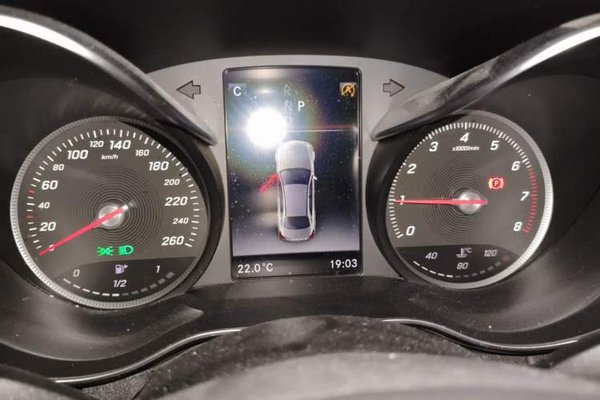 Mercedes-Benz C-Class 2017, 109900 км, за 13195 USD - фото 12