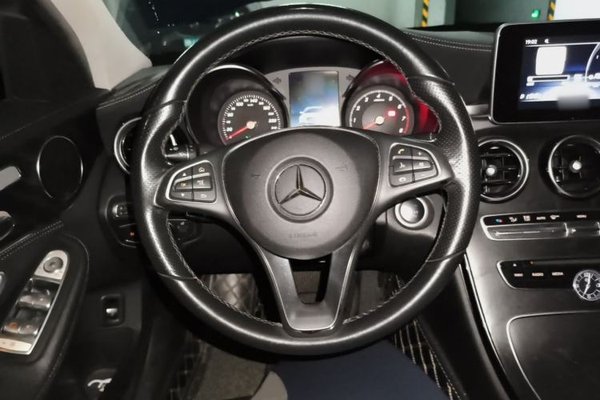 Mercedes-Benz C-Class 2017, 109900 км, за 13195 USD - фото 11