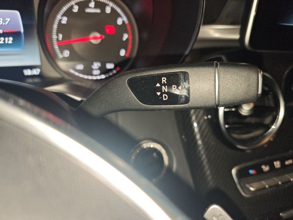 Mercedes-Benz C-Class 2017, 103200 км, за 12377 USD - фото 15