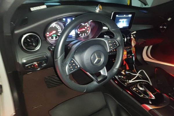 Mercedes-Benz C-Class 2017, 138500 км, за 13803 USD - фото 11