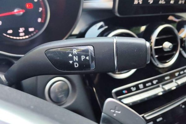 Mercedes-Benz C-Class 2017, 58400 км, за 14138 USD - фото 11