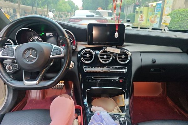 Mercedes-Benz C-Class 2017, 62800 км, за 17498 USD - фото 6