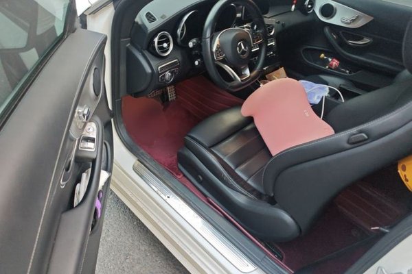 Mercedes-Benz C-Class 2017, 62800 км, за 17498 USD - фото 13