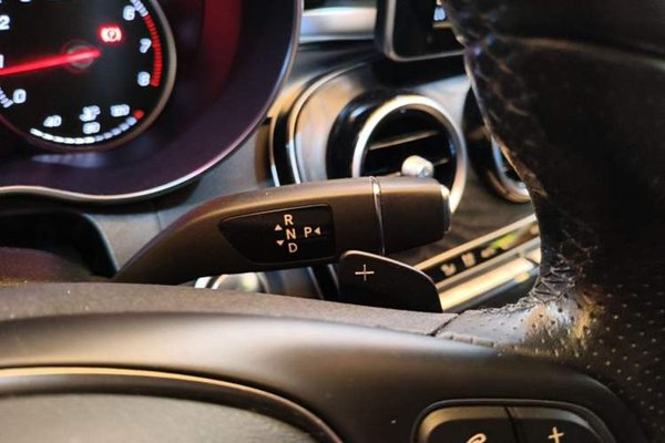 Mercedes-Benz C-Class 2018, 64300 км, за 14644 USD - фото 16