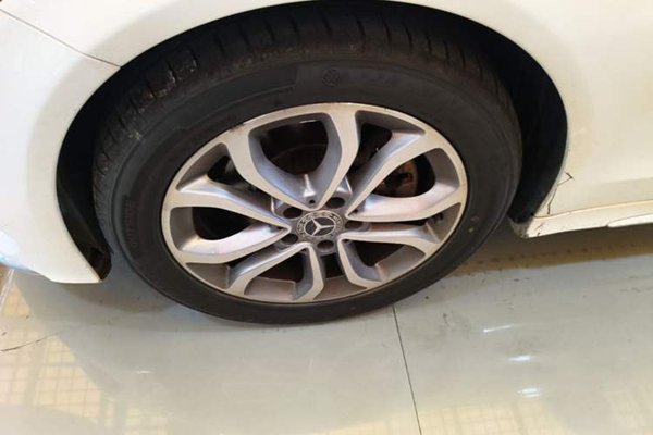 Mercedes-Benz C-Class 2018, 64300 км, за 14644 USD - фото 10