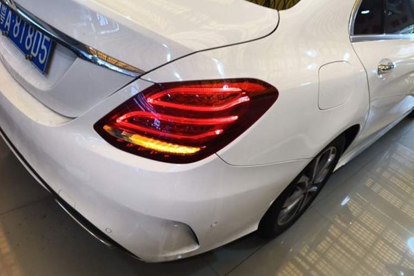 Mercedes-Benz C-Class 2018, 64300 км, за 14644 USD - фото 9