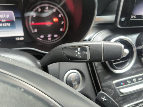 Mercedes-Benz C-Class 2018, 181300 км, за 16310 USD - фото 15