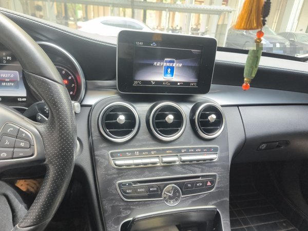 Mercedes-Benz C-Class 2018, 181300 км, за 16310 USD - фото 14