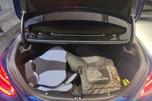 Mercedes-Benz C-Class 2018, 63300 км, за 19456 USD - фото 27