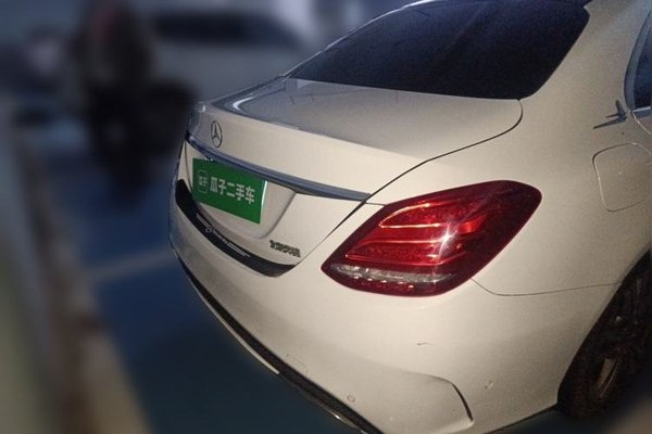 Mercedes-Benz C-Class 2018, 101400 км, за 16964 USD