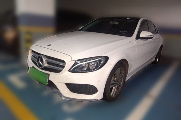 Mercedes-Benz C-Class · 2018 год