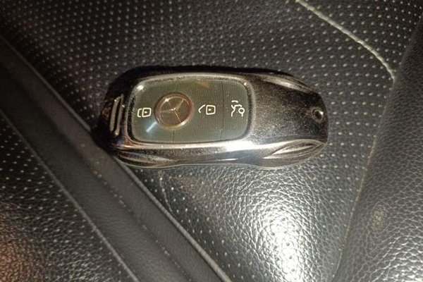 Mercedes-Benz C-Class 2018, 101400 км, за 16964 USD - фото 17