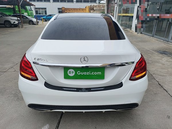 Mercedes-Benz C-Class 2018, 104600 км, за 16098 USD