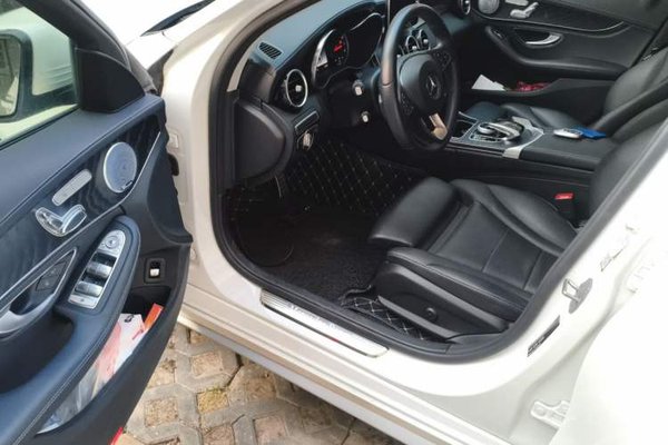 Mercedes-Benz C-Class 2018, 121600 км, за 13788 USD - фото 17