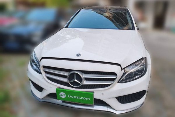 Mercedes-Benz C-Class 2018, 121600 км, за 13788 USD