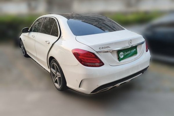 Mercedes-Benz C-Class 2018, 121600 км, за 13788 USD
