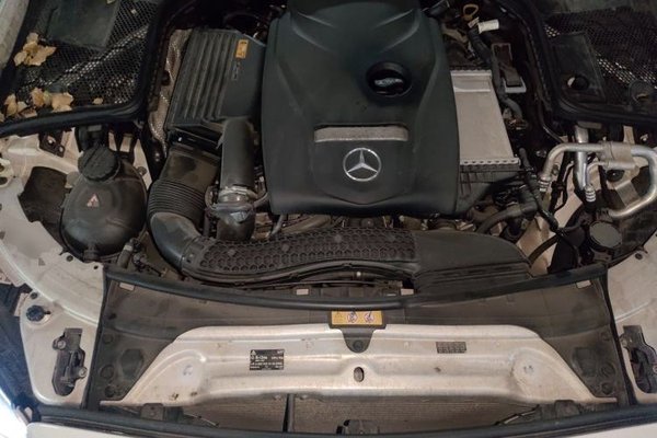 Mercedes-Benz C-Class 2018, 35100 км, за 16329 USD - фото 21