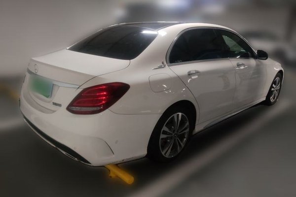 Mercedes-Benz C-Class 2018, 35100 км, за 16329 USD - фото 6
