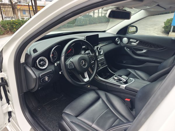 Mercedes-Benz C-Class 2018, 62200 км, за 19811 USD - фото 13