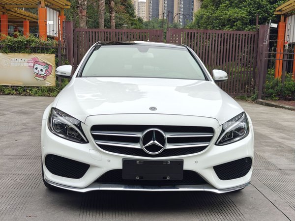 Mercedes-Benz C-Class 2018, 62200 км, за 19811 USD