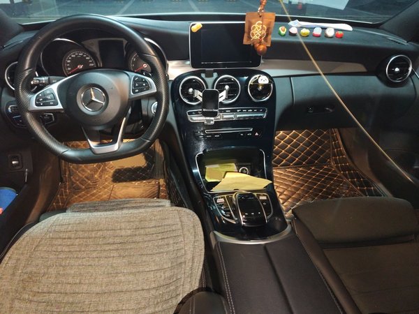 Mercedes-Benz C-Class 2018, 77000 км, за 15772 USD - фото 12