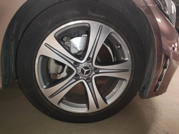 Mercedes-Benz C-Class 2019, 80700 км, за 18945 USD