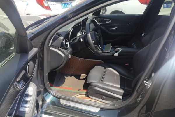 Mercedes-Benz C-Class 2019, 119800 км, за 16966 USD - фото 17