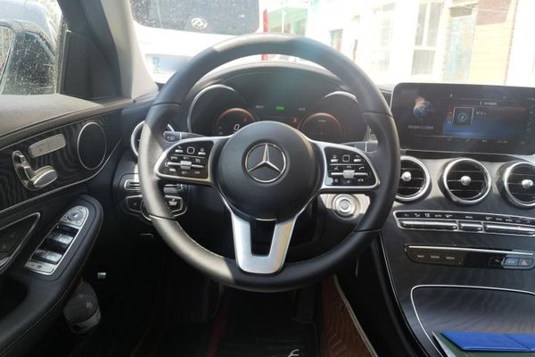 Mercedes-Benz C-Class 2019, 119800 км, за 16966 USD - фото 11