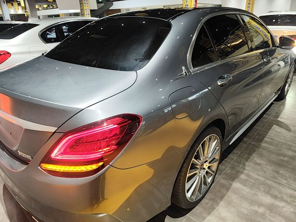 Mercedes-Benz C-Class 2019, 104200 км, за 19872 USD - фото 6