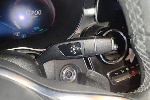 Mercedes-Benz C-Class 2019, 107300 км, за 17165 USD - фото 13