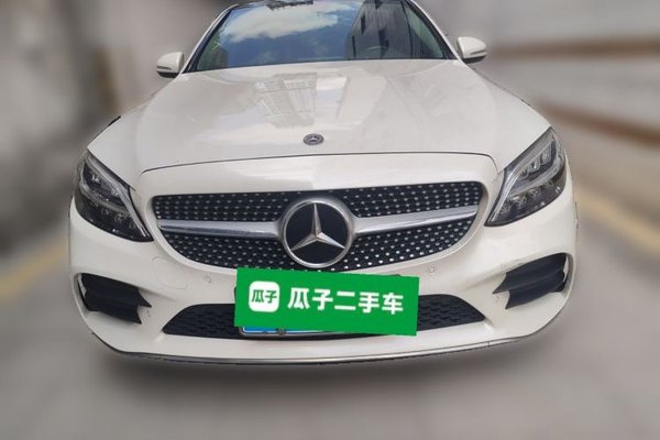Mercedes-Benz C-Class 2019, 127600 км, за 17987 USD
