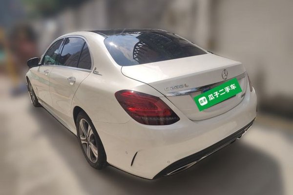 Mercedes-Benz C-Class 2019, 127600 км, за 17987 USD