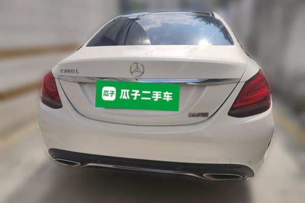 Mercedes-Benz C-Class 2019, 127600 км, за 17987 USD