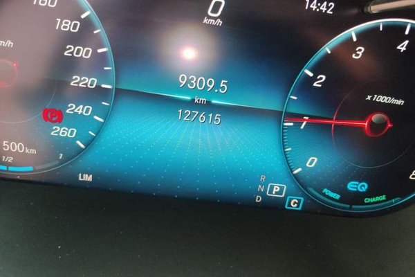 Mercedes-Benz C-Class 2019, 127600 км, за 17987 USD - фото 11