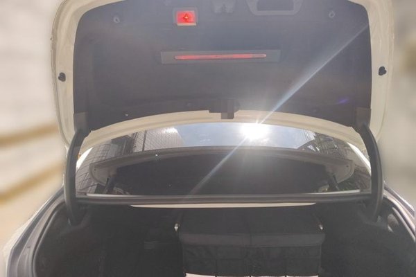 Mercedes-Benz C-Class 2019, 127600 км, за 17987 USD - фото 16