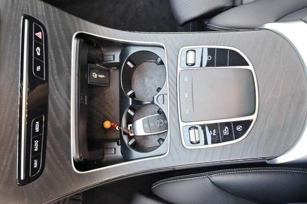 Mercedes-Benz C-Class 2019, 77800 км, за 18809 USD - фото 13
