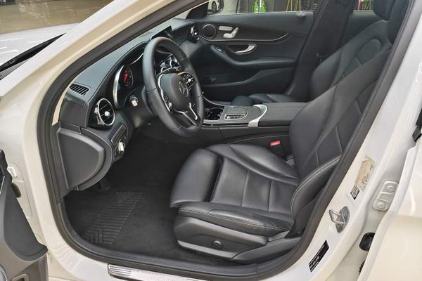 Mercedes-Benz C-Class 2019, 77800 км, за 18809 USD - фото 14