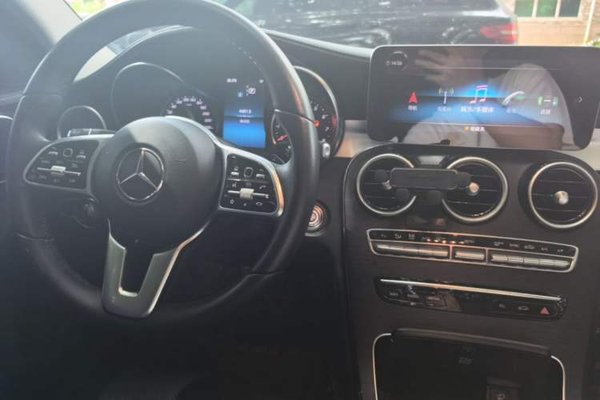 Mercedes-Benz C-Class 2019, 86300 км, за 18123 USD - фото 13
