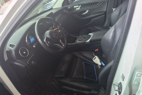 Mercedes-Benz C-Class 2019, 86300 км, за 18123 USD - фото 18
