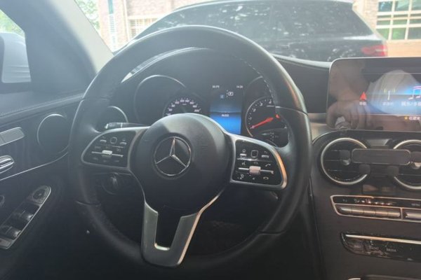 Mercedes-Benz C-Class 2019, 86300 км, за 18123 USD - фото 14
