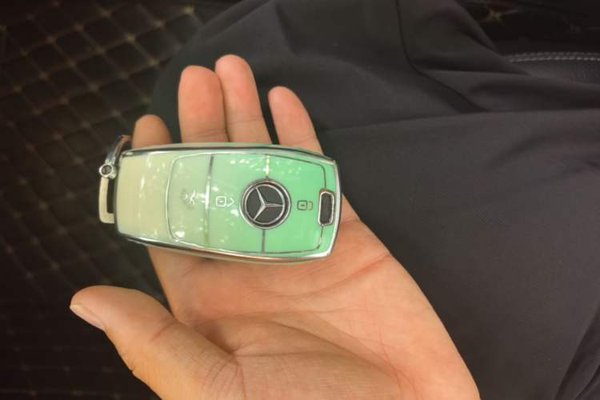 Mercedes-Benz C-Class 2019, 86300 км, за 18123 USD - фото 12