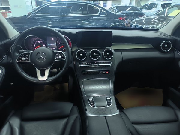 Mercedes-Benz C-Class 2019, 83699 км, за 16831 USD - фото 20