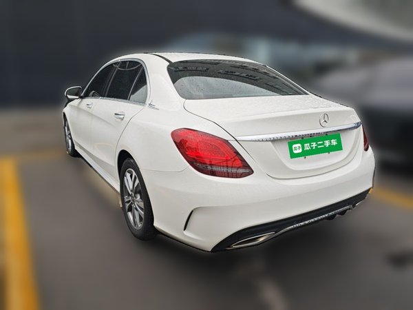 Mercedes-Benz C-Class 2019, 105300 км, за 16099 USD
