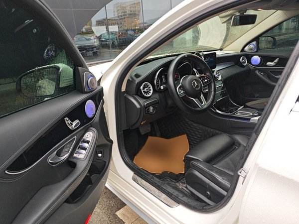 Mercedes-Benz C-Class 2019, 105300 км, за 16099 USD - фото 19